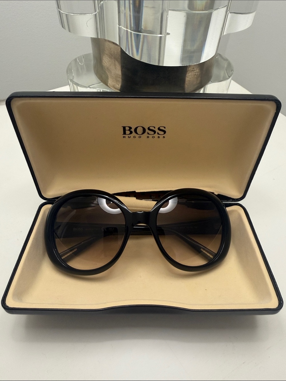 Hugo Boss Black Round Oversized Sunglasses with Brown Gradient Lenses